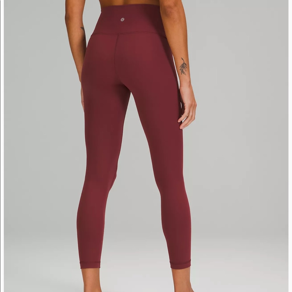 LIKE NEW - Wunder Under High-Rise Tight 25" 
Luxtreme